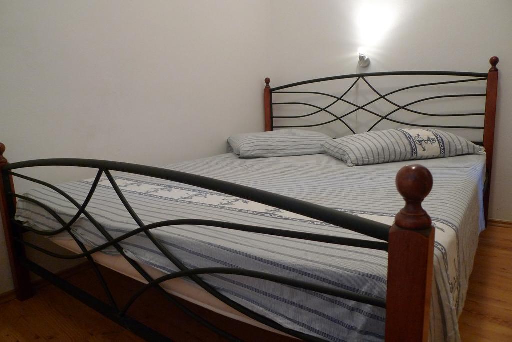 Apartment Chupa Корчула Экстерьер фото